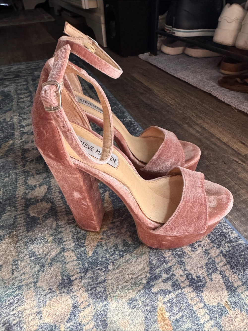 Steve Madden Dusty Pink Velvet Platform Block Heels